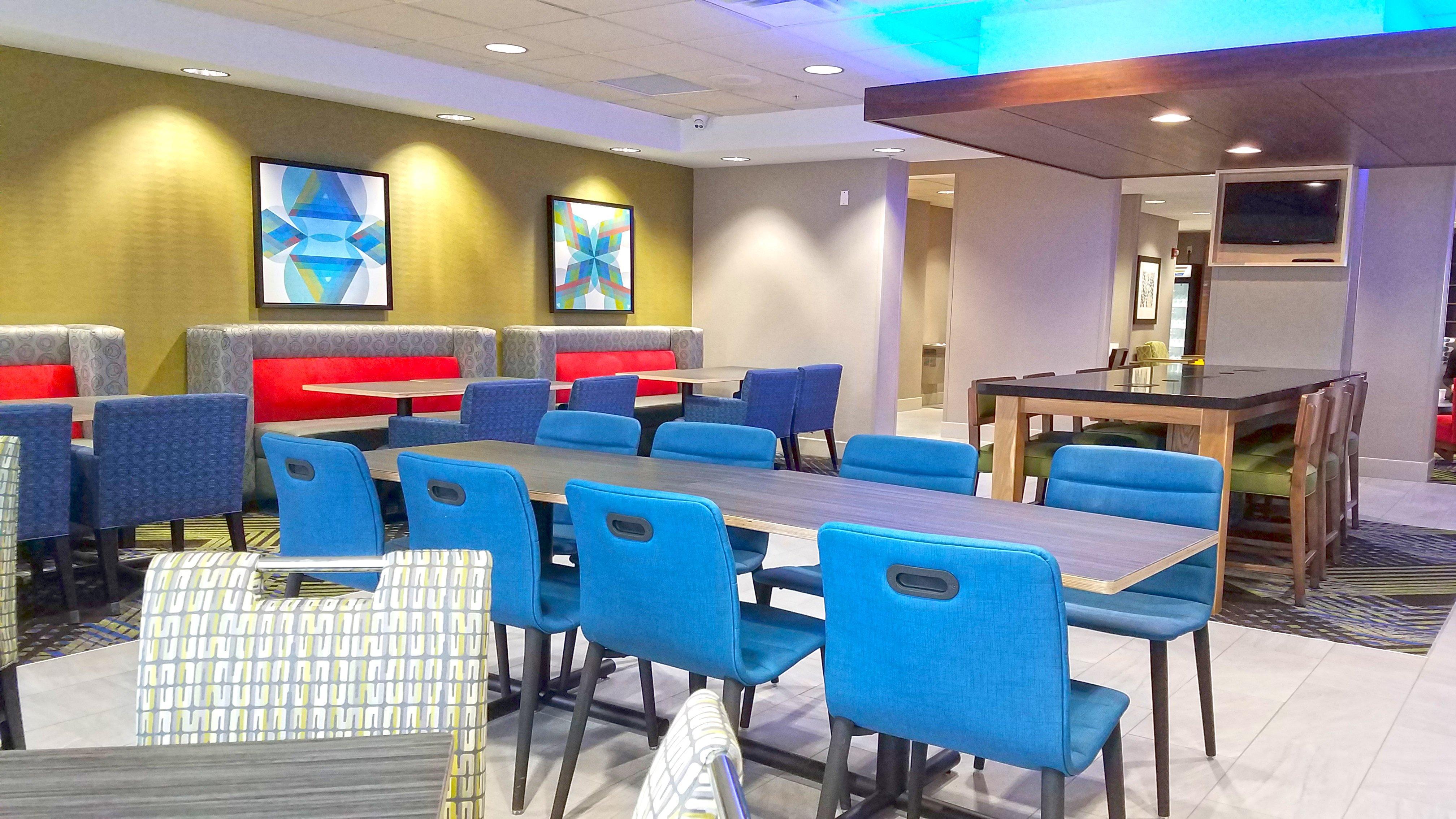 Holiday Inn Express Hastings By Ihg Exterior foto